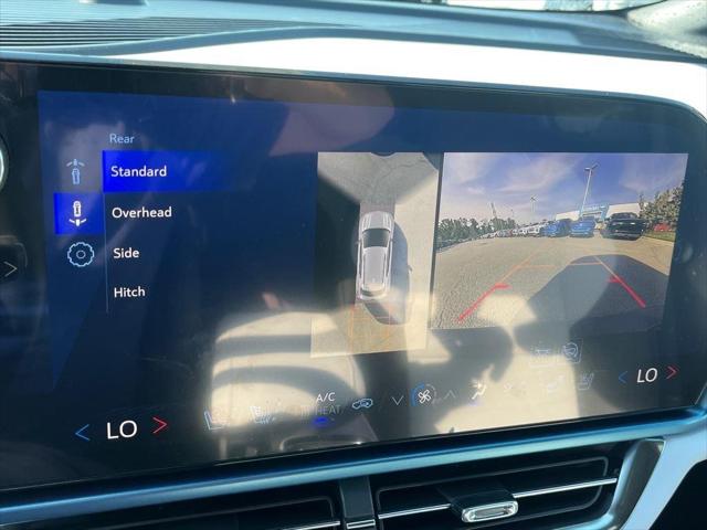 2025 Chevrolet Equinox LT 2