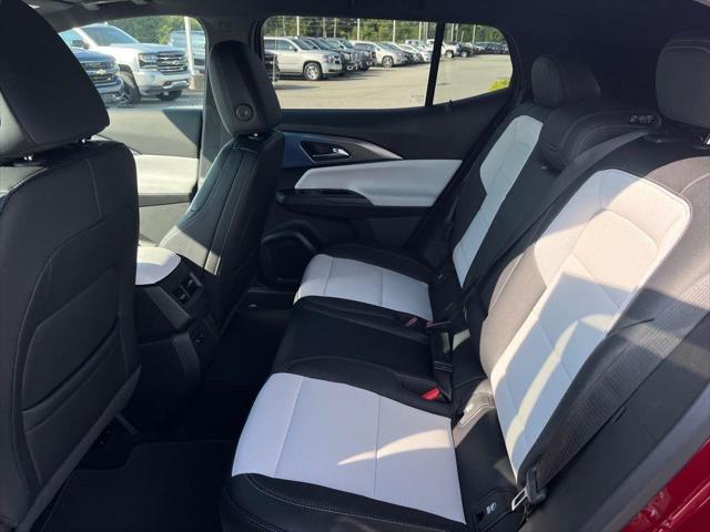 2025 Chevrolet Equinox LT 2