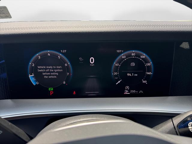 2025 Volkswagen Tiguan 2.0T SE