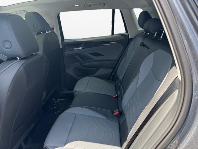 2025 Volkswagen Tiguan 2.0T SE