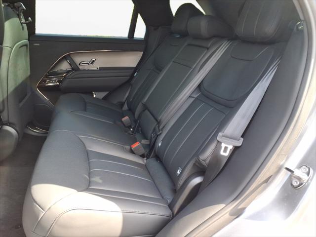 2025 Land Rover Range Rover Sport P360 SE