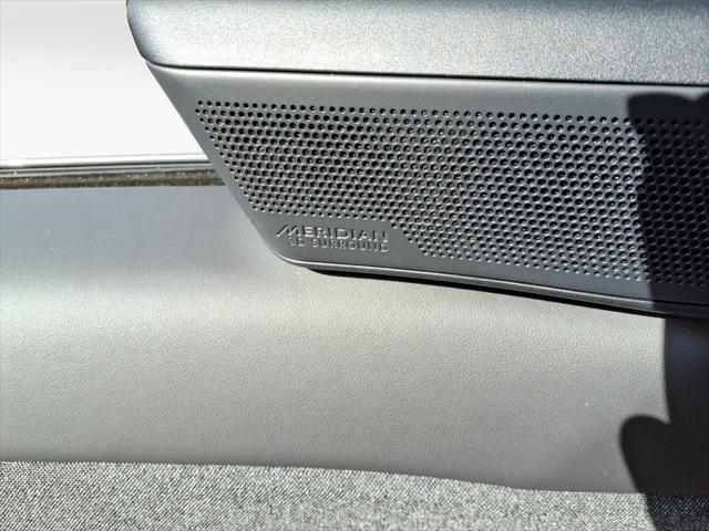2025 Land Rover Range Rover Sport P360 SE