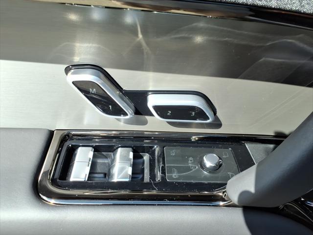 2025 Land Rover Range Rover Sport P360 SE