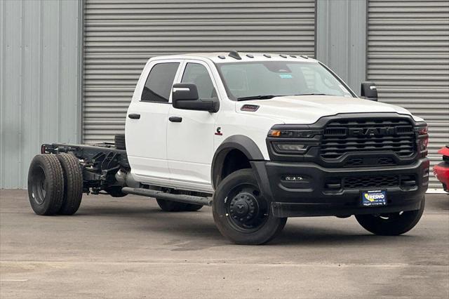 2026 Ram 5500 Chassis Cab 5500 Tradesman Chassis Crew Cab 4x4 84' Ca