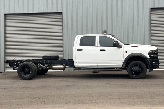 2026 Ram 5500 Chassis Cab 5500 Tradesman Chassis Crew Cab 4x4 84' Ca