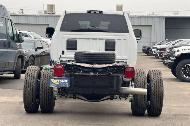 2026 Ram 5500 Chassis Cab 5500 Tradesman Chassis Crew Cab 4x4 84' Ca