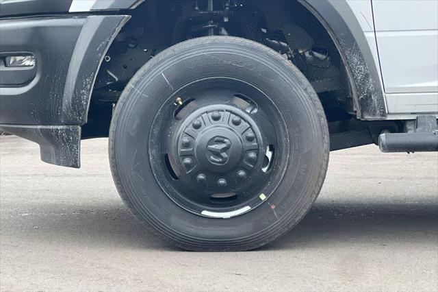 2026 Ram 5500 Chassis Cab 5500 Tradesman Chassis Crew Cab 4x4 84' Ca