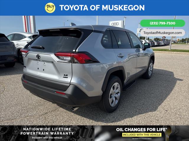 2025 Toyota RAV4 LE