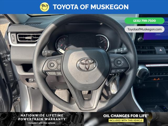 2025 Toyota RAV4 LE