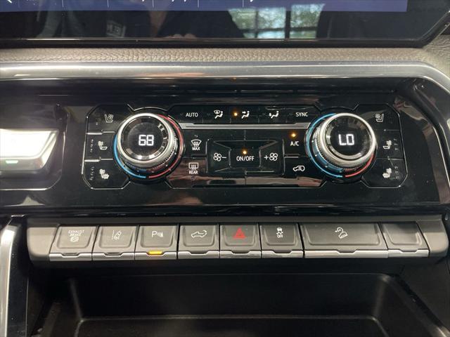 2024 GMC Sierra 3500HD Denali