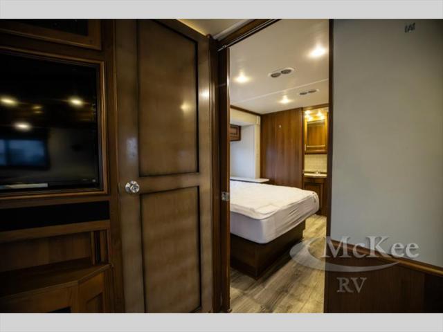 2014 Ford F-53 Unknown
