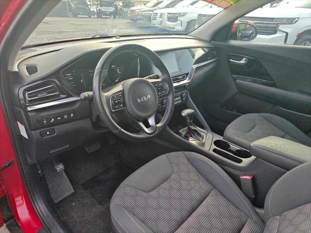 2022 Kia Niro LXS