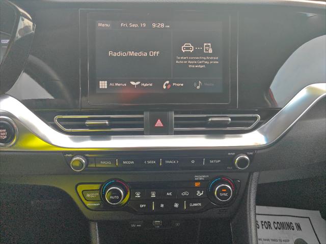 2022 Kia Niro LXS
