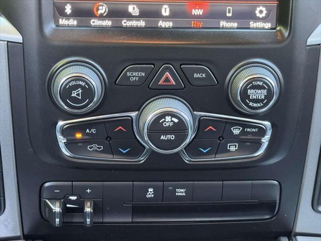 2023 Ram 1500 Classic SLT Crew Cab 4x4 5'7" Box
