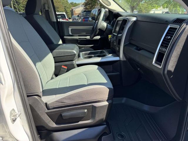2023 Ram 1500 Classic SLT Crew Cab 4x4 5'7" Box