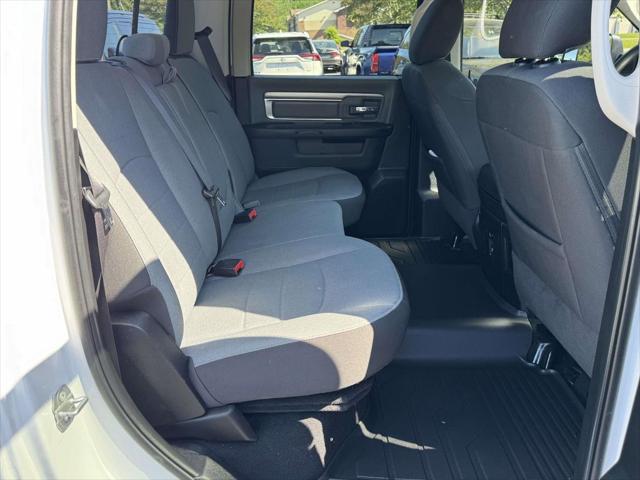 2023 Ram 1500 Classic SLT Crew Cab 4x4 5'7" Box