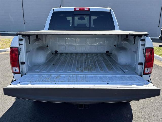 2023 Ram 1500 Classic SLT Crew Cab 4x4 5'7" Box