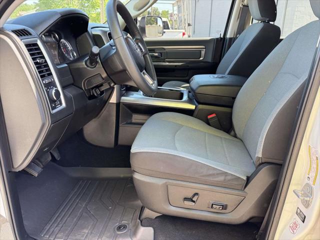 2023 Ram 1500 Classic SLT Crew Cab 4x4 5'7" Box