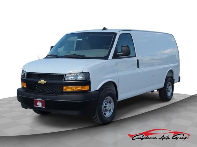 2025 Chevrolet Express Cargo Van RWD 2500 Regular Wheelbase WT for sale in Uvalde, TX
