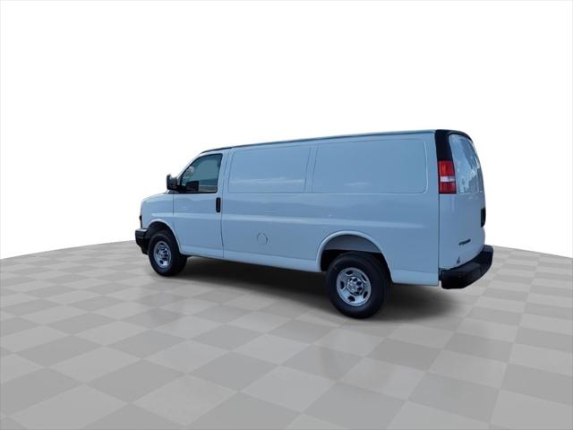 2025 Chevrolet Express Cargo Van RWD 2500 Regular Wheelbase WT