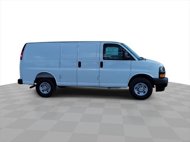 2025 Chevrolet Express Cargo Van RWD 2500 Regular Wheelbase WT