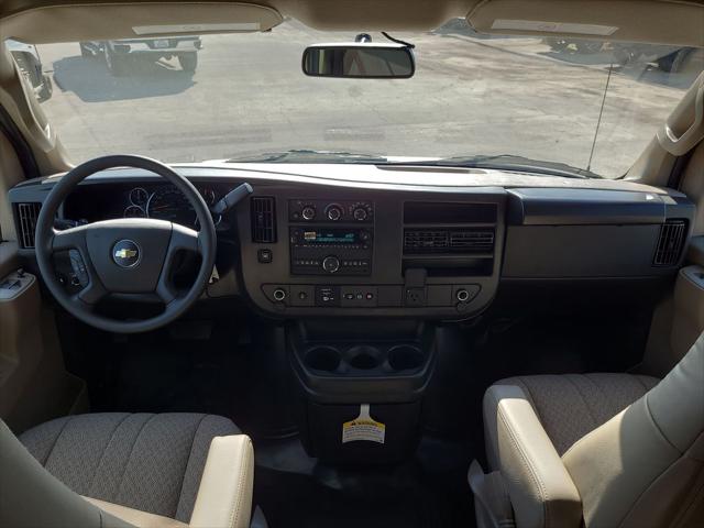 2025 Chevrolet Express Cargo Van RWD 2500 Regular Wheelbase WT