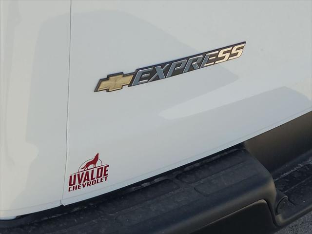 2025 Chevrolet Express Cargo Van RWD 2500 Regular Wheelbase WT