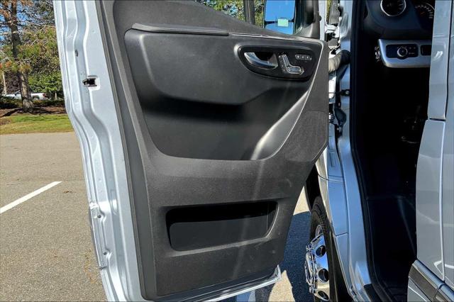 2025 Mercedes-Benz Sprinter 3500XD High Roof 4-Cyl Diesel HO