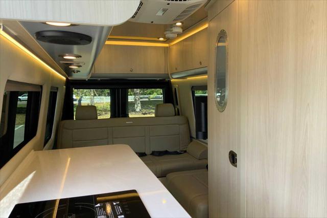 2025 Mercedes-Benz Sprinter 3500XD High Roof 4-Cyl Diesel HO