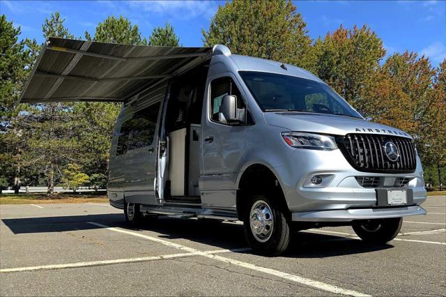 2025 Mercedes-Benz Sprinter 3500XD High Roof 4-Cyl Diesel HO