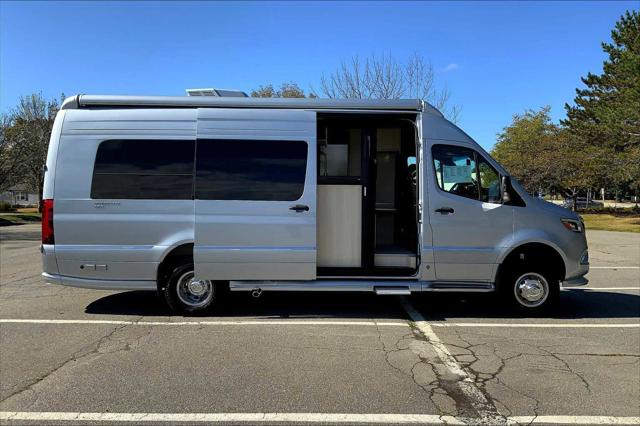2025 Mercedes-Benz Sprinter 3500XD High Roof 4-Cyl Diesel HO