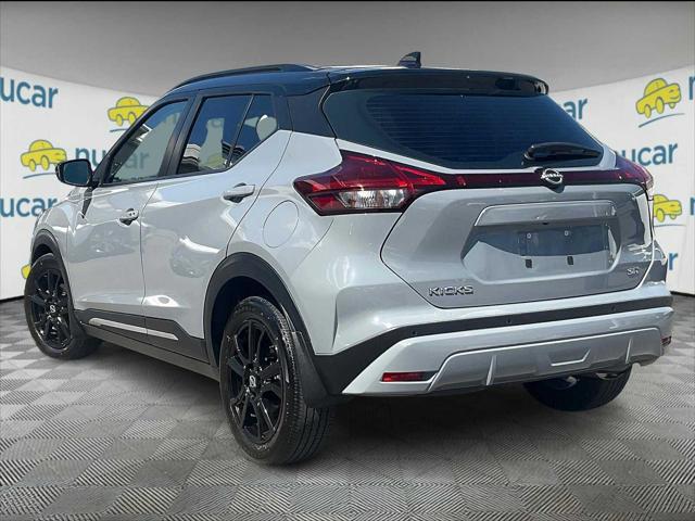 2023 Nissan Kicks SR Xtronic CVT