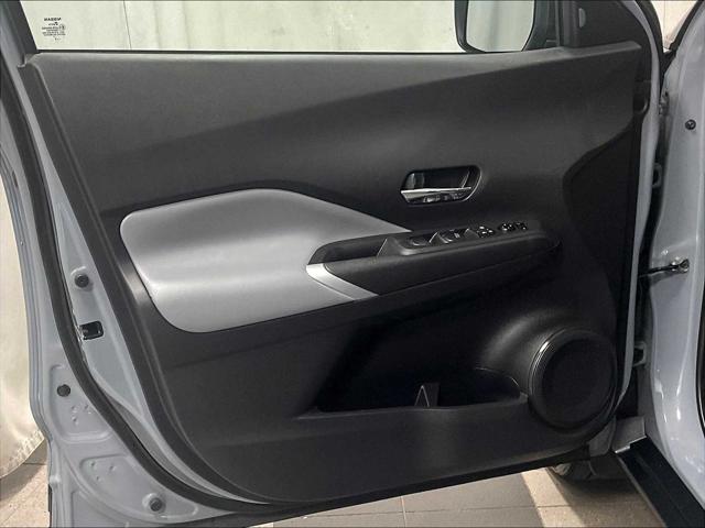 2023 Nissan Kicks SR Xtronic CVT