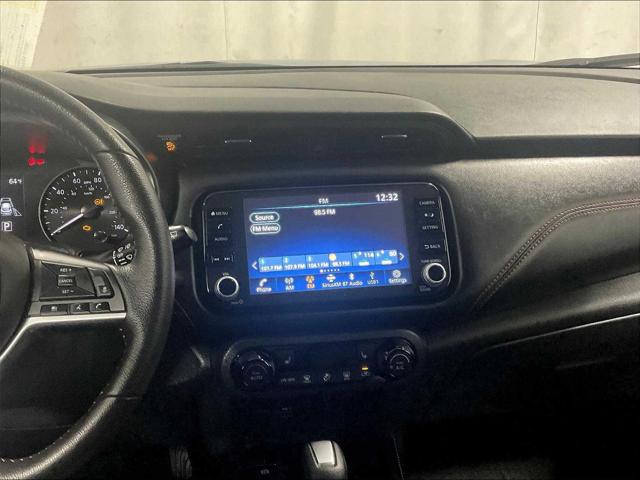 2023 Nissan Kicks SR Xtronic CVT