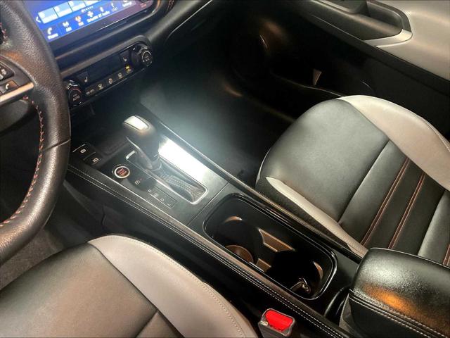 2023 Nissan Kicks SR Xtronic CVT