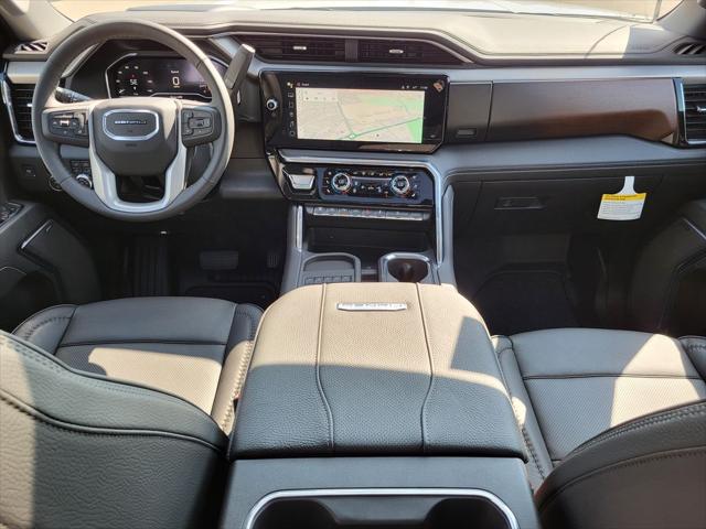 2025 GMC Sierra 3500HD 4WD Crew Cab Standard Bed Denali