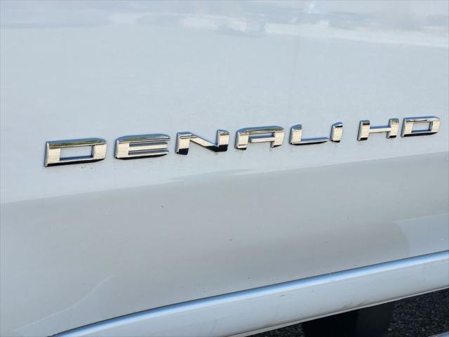 2025 GMC Sierra 3500HD 4WD Crew Cab Standard Bed Denali