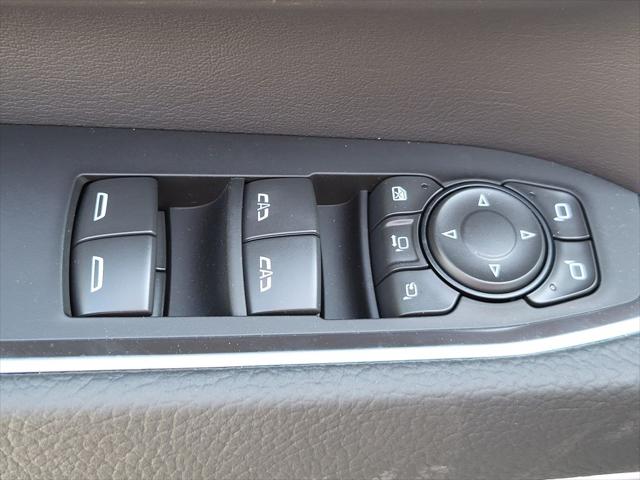 2025 GMC Sierra 3500HD 4WD Crew Cab Standard Bed Denali