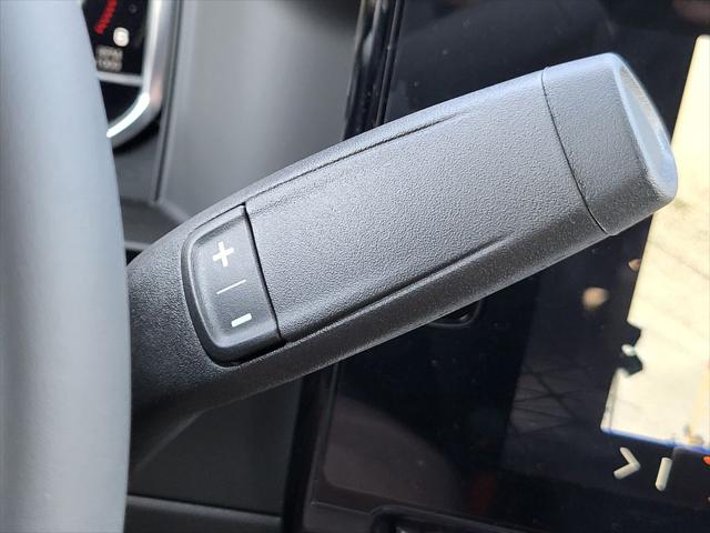 2025 GMC Sierra 3500HD 4WD Crew Cab Standard Bed Denali