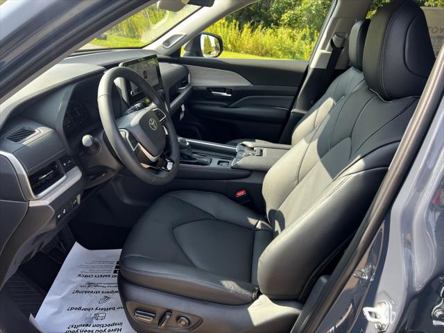 2025 Toyota Grand Highlander Limited