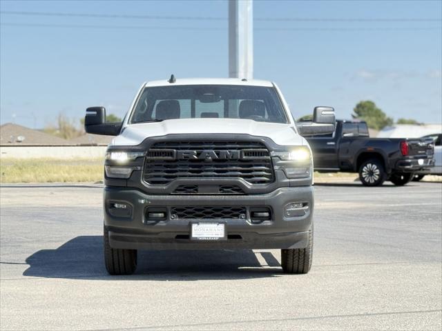 2026 RAM Ram 3500 RAM 3500 TRADESMAN CREW CAB 4X4 8 BOX