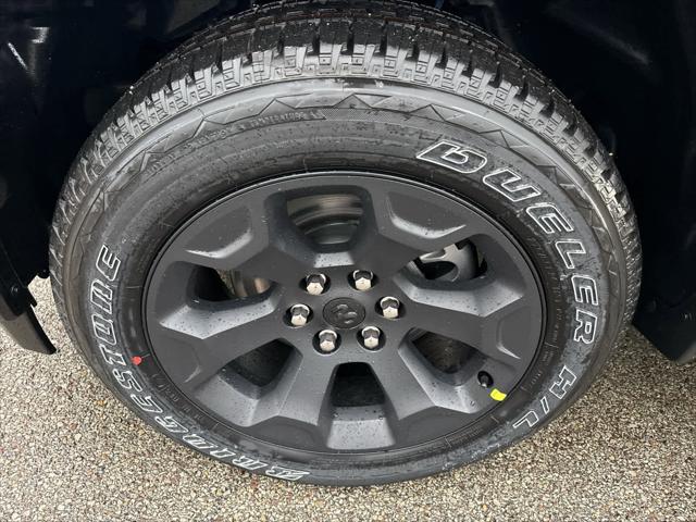 2025 RAM 1500 Tradesman Crew Cab 4x4 57 Box 2025 RAM 1500 Tradesman Crew Cab 4x4 57 Box