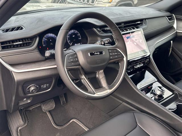 2025 Jeep Grand Cherokee GRAND CHEROKEE L LIMITED 4X4 2025 Jeep Grand Cherokee GRAND CHEROKEE L LIMITED 4X4