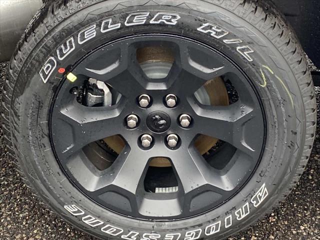 2025 RAM 1500 Tradesman Crew Cab 4x4 57 Box