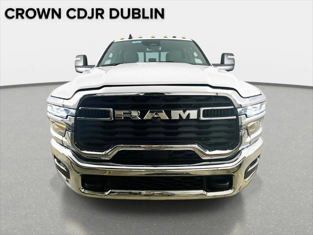 2026 RAM Ram 3500 Chassis Cab RAM 3500 TRADESMAN CREW CAB CHASSIS 4X4 60 CA