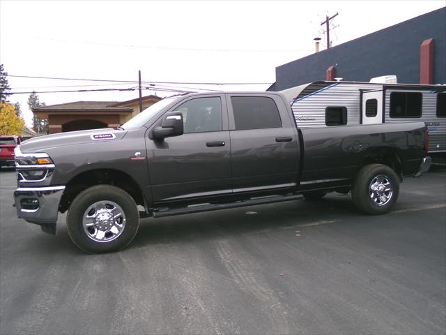 2026 RAM Ram 2500 RAM 2500 TRADESMAN CREW CAB 4X4 8 BOX