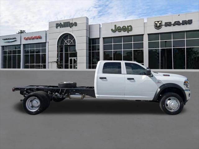 2026 RAM Ram 5500 Chassis Cab RAM 5500 TRADESMAN CHASSIS CREW CAB 4X4 84 CA