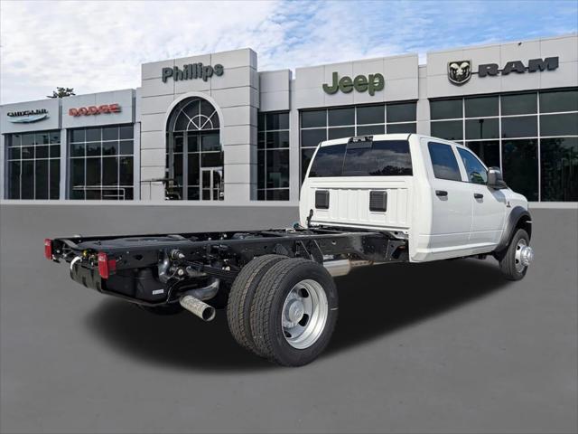 2026 RAM Ram 5500 Chassis Cab RAM 5500 TRADESMAN CHASSIS CREW CAB 4X4 84 CA