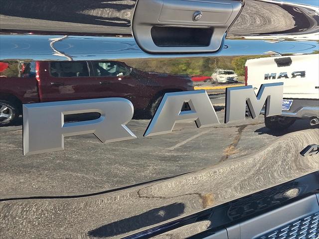2025 Ram 1500 Tradesman Crew Cab 4x4 5'7" Box