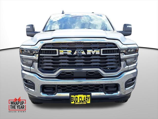 2026 RAM Ram 3500 RAM 3500 TRADESMAN CREW CAB 4X4 8 BOX